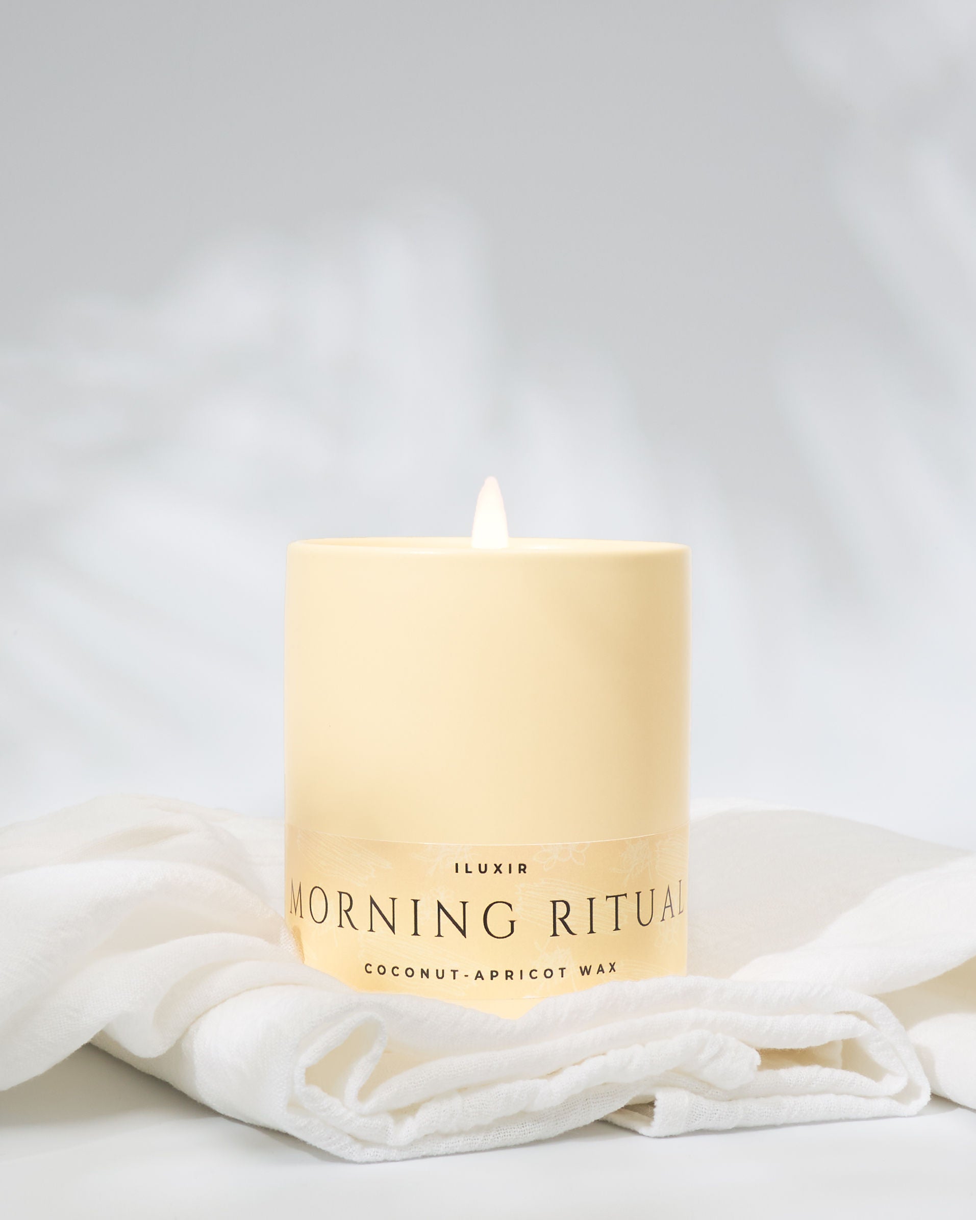 meditation candle, candle for journaling and yoga, morning ritual candle, coconut-apricot wax candle